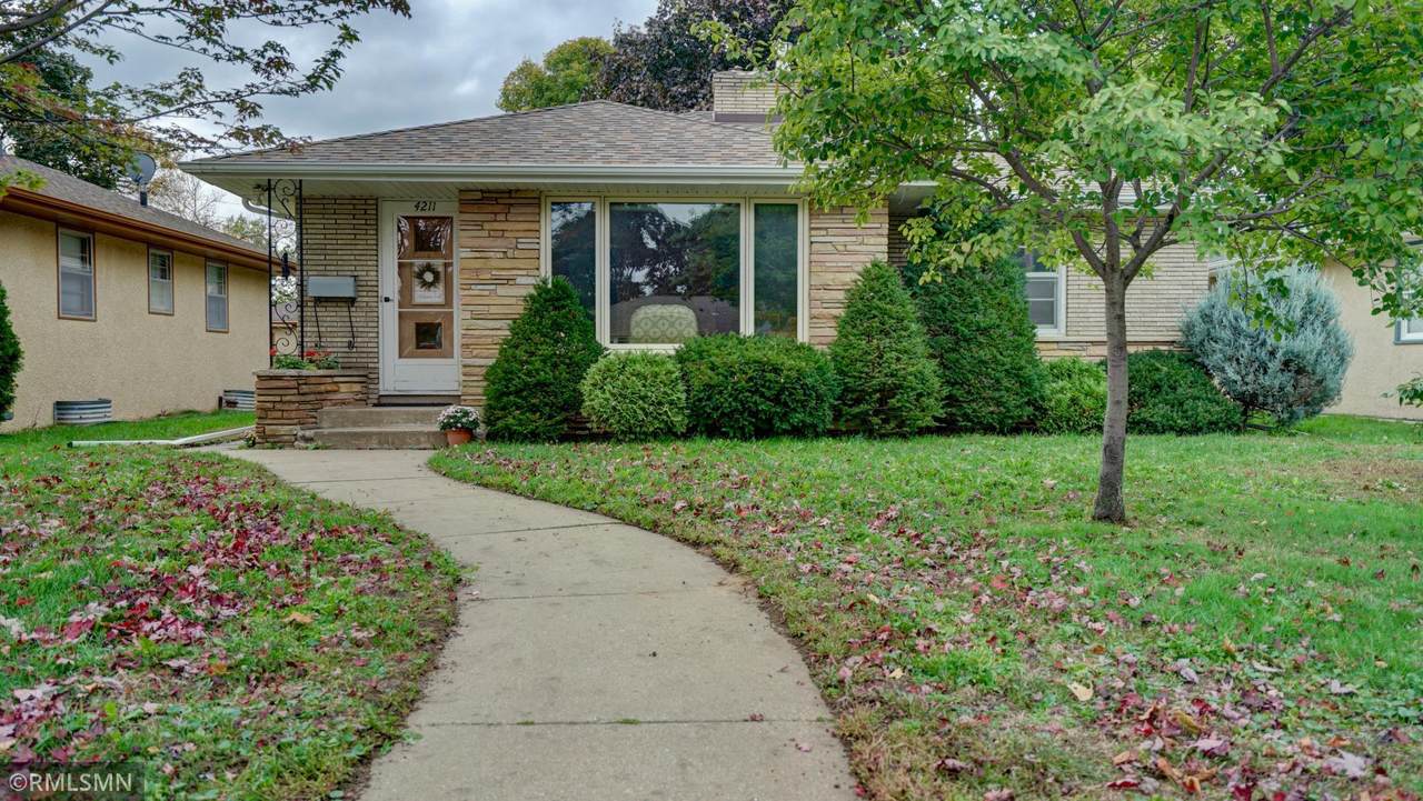 4211 Newton Avenue - Photo 1