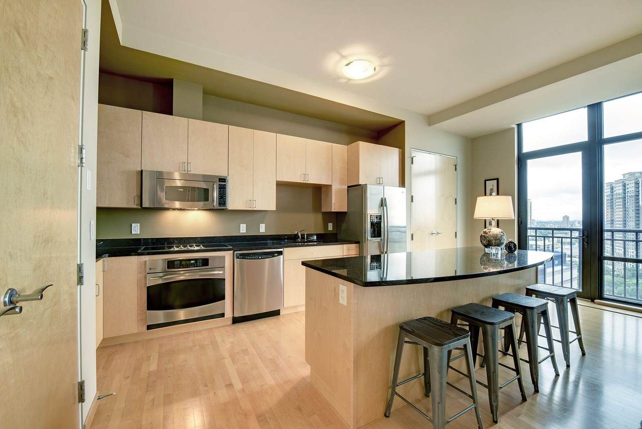 201 11th Street - Photo 1