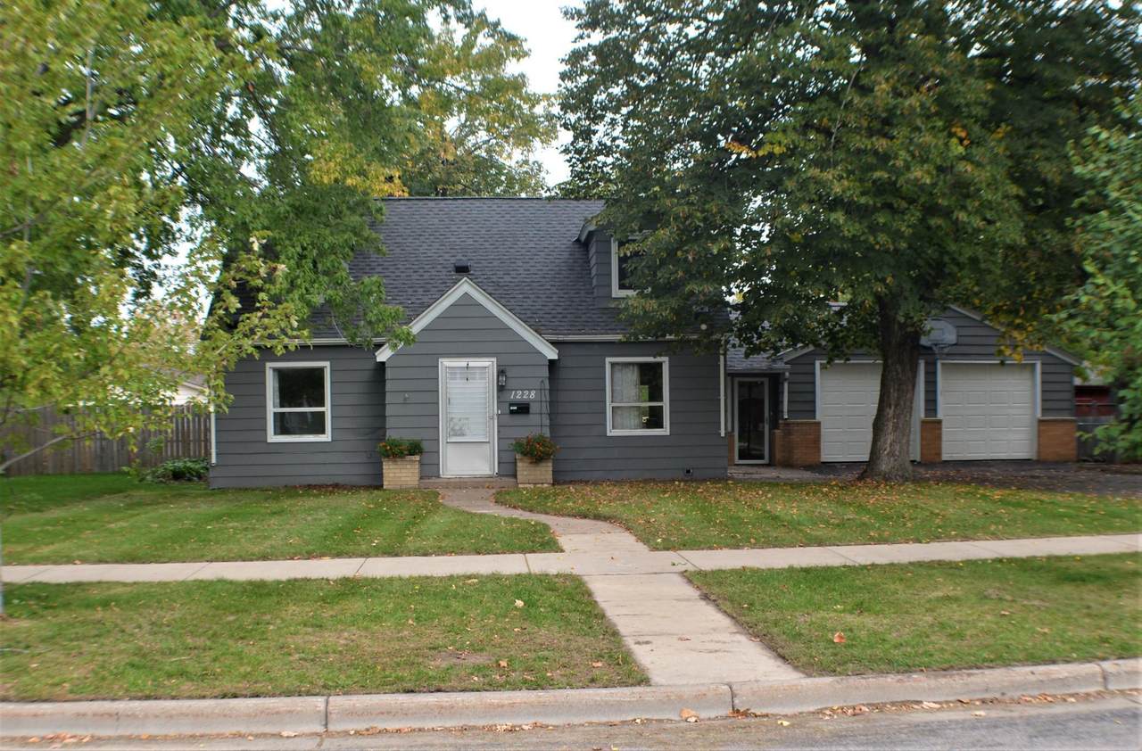 1228 10th Avenue - Photo 1