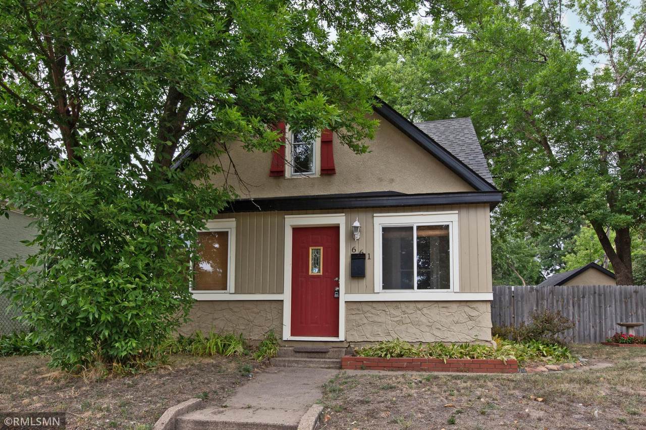 661 Lowry Avenue - Photo 1