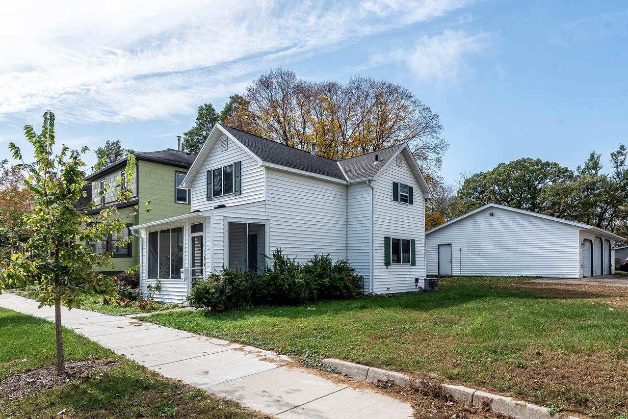 104 Florence Street - Photo 1