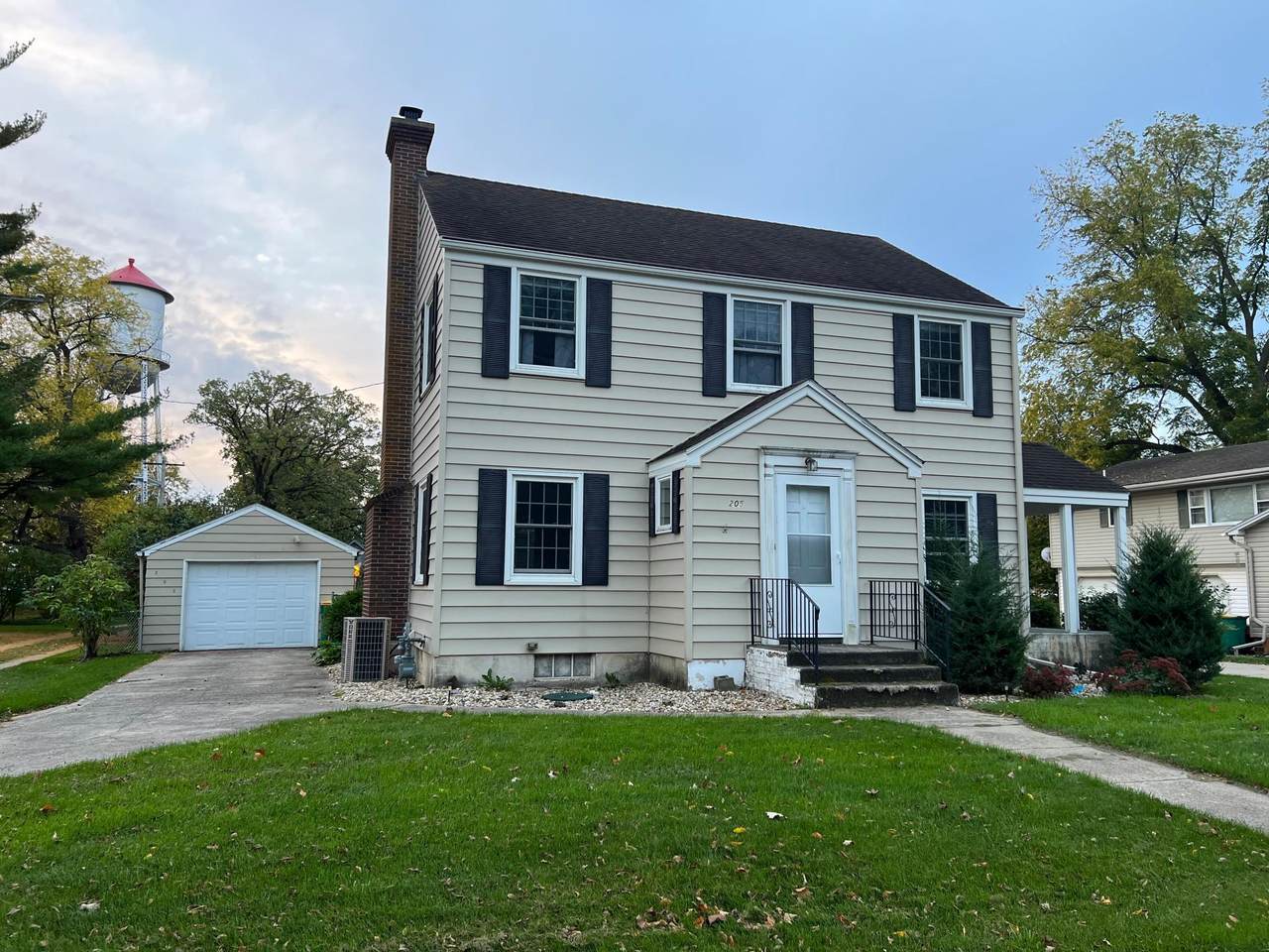 205 Concord Street - Photo 1