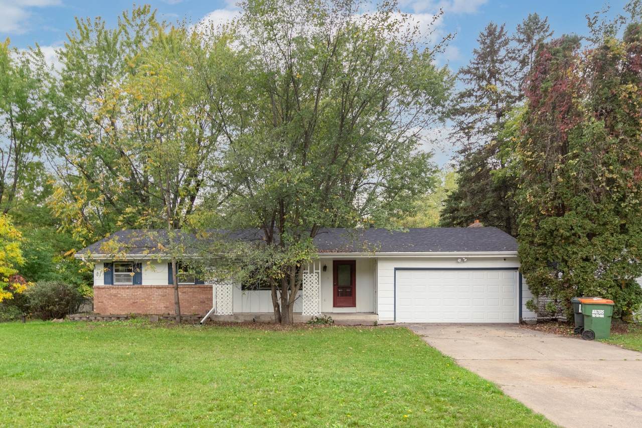 8320 Redwood Street - Photo 1