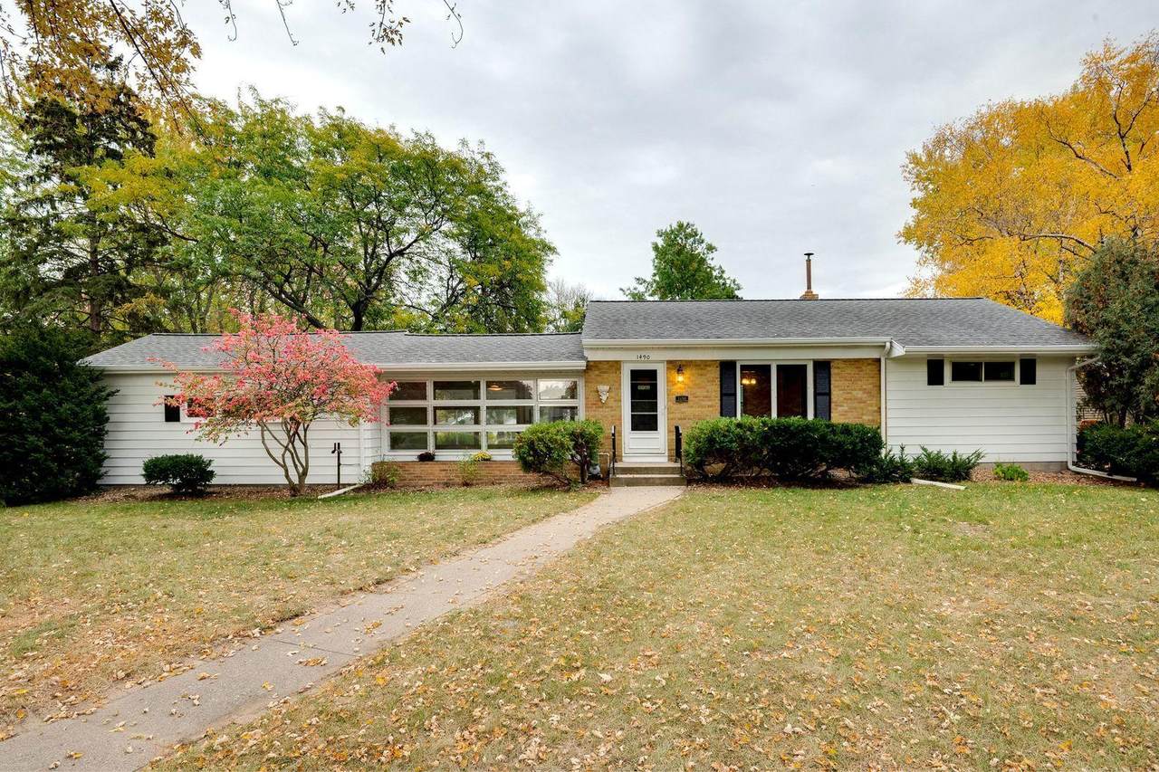1490 Lydia Avenue - Photo 1