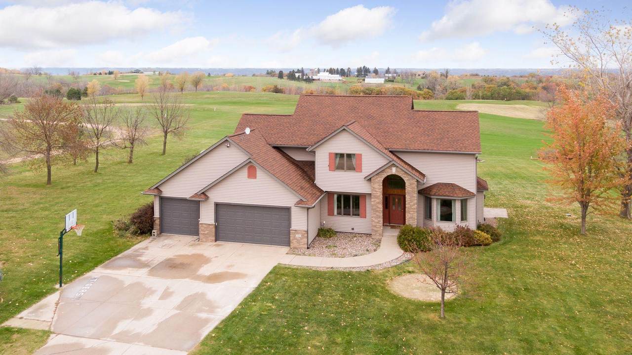 25578 705th Street - Photo 1