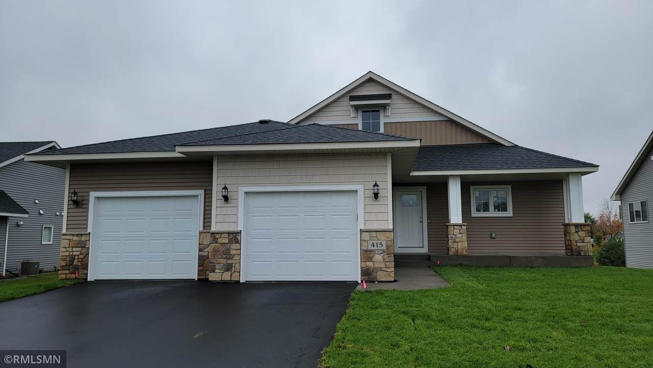 415 Bluebird Court - Photo 1