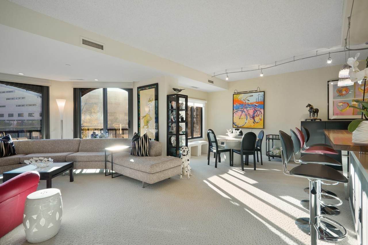 1201 Yale Place - Photo 1