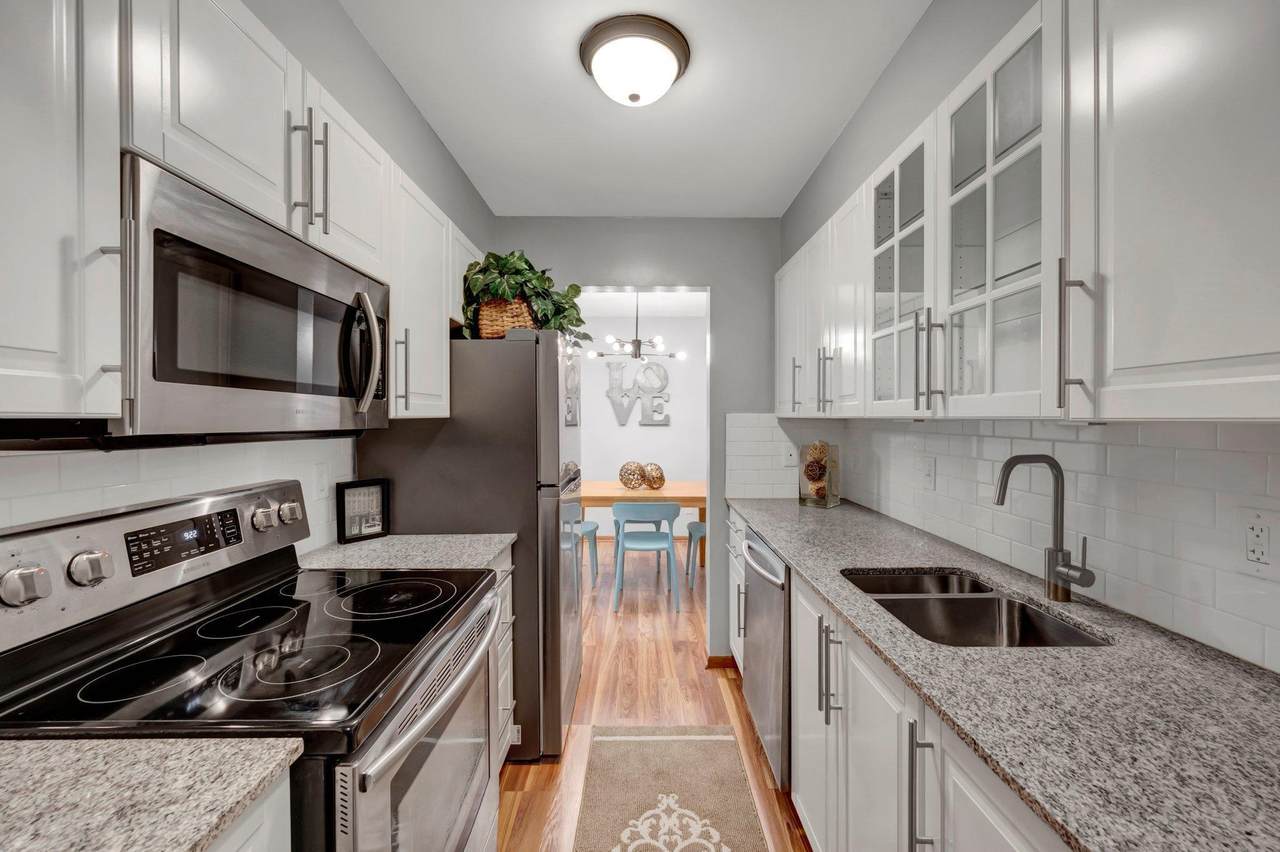 6315 York Avenue - Photo 1