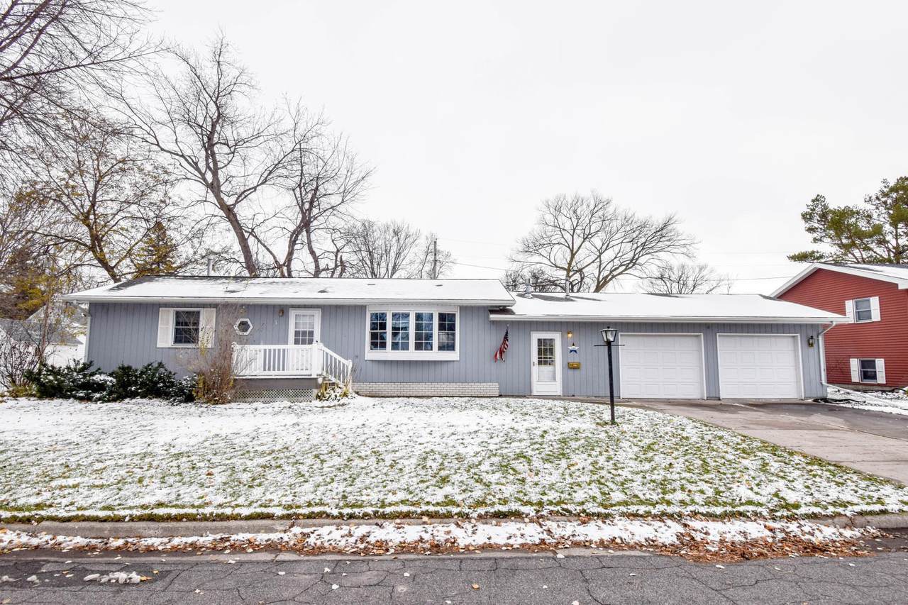 609 Evergreen Avenue - Photo 1