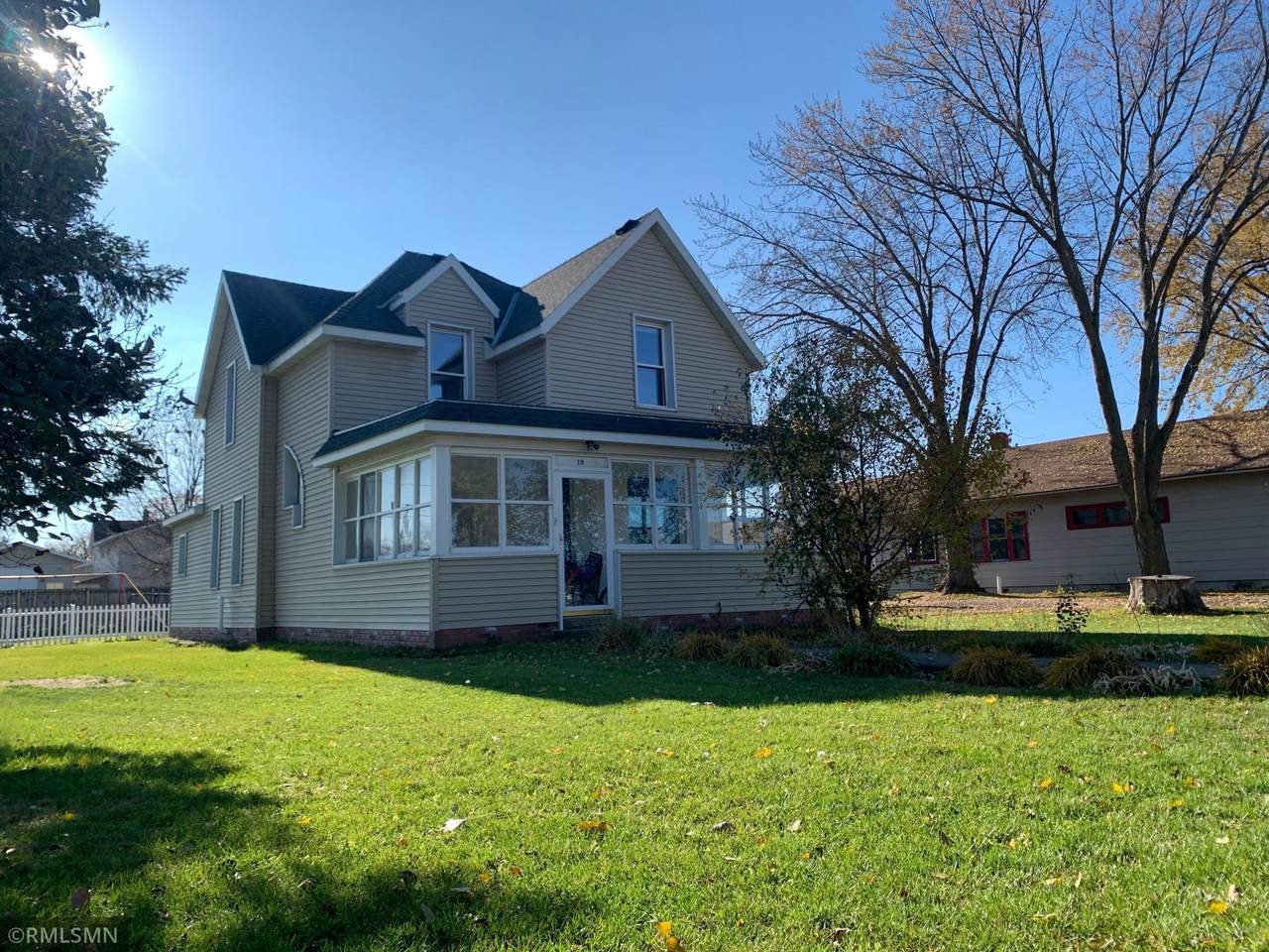 19 2nd Avenue - Photo 1