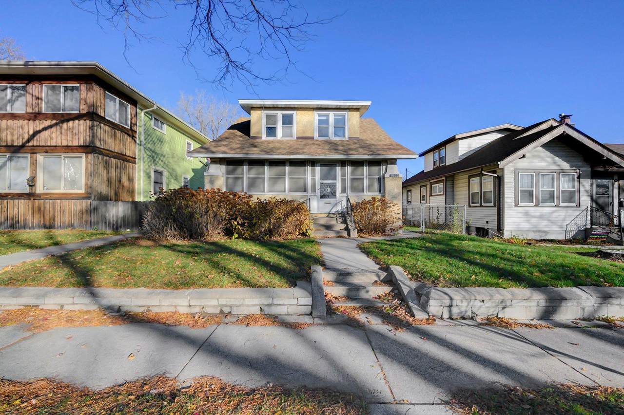 1053 Sherburne Avenue - Photo 1