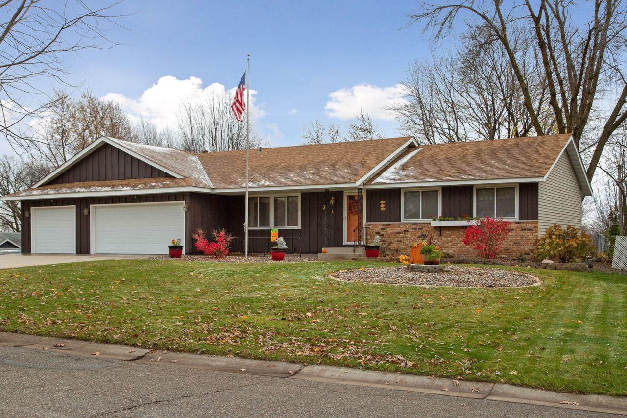 344 Walnut Lane - Photo 1