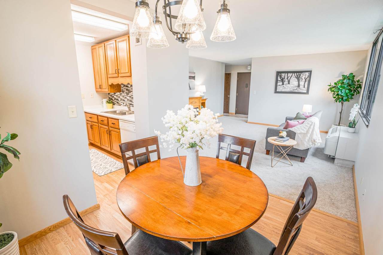 1181 Edgcumbe Road - Photo 1