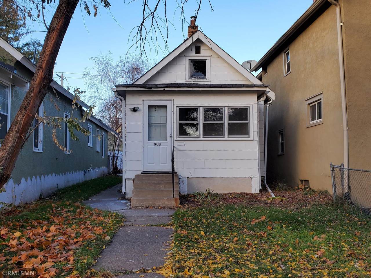 903 Sims Avenue - Photo 1