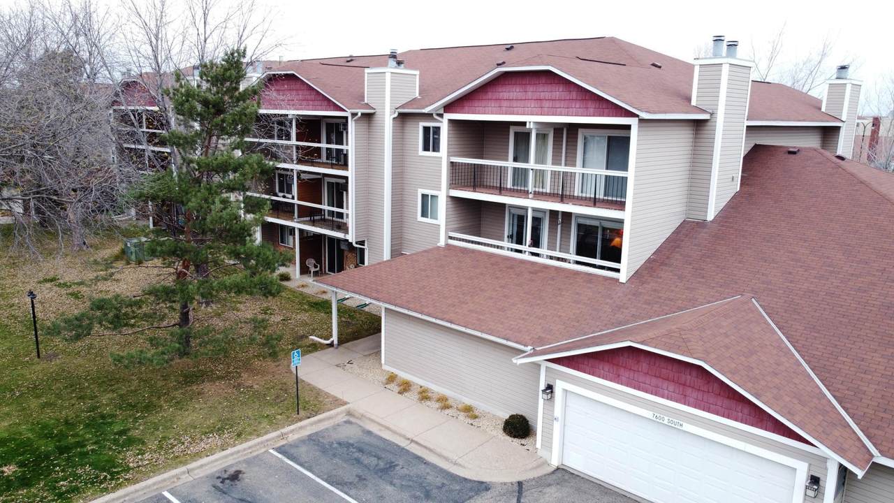 7600 157th Street - Photo 1