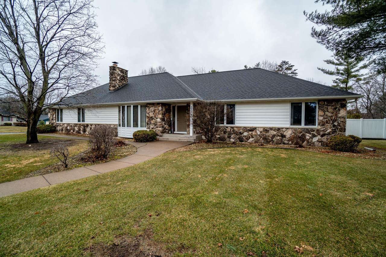 3396 Westover Lane - Photo 1