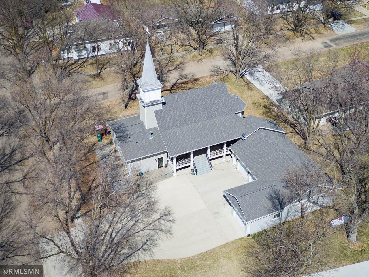504 Riggs Street - Photo 1