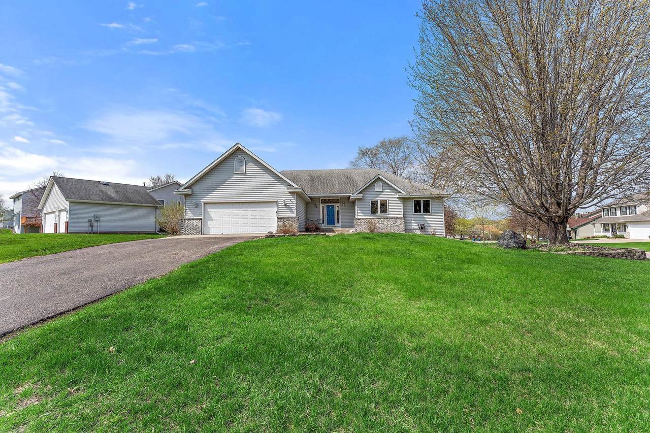 476 Doncaster Way - Photo 1
