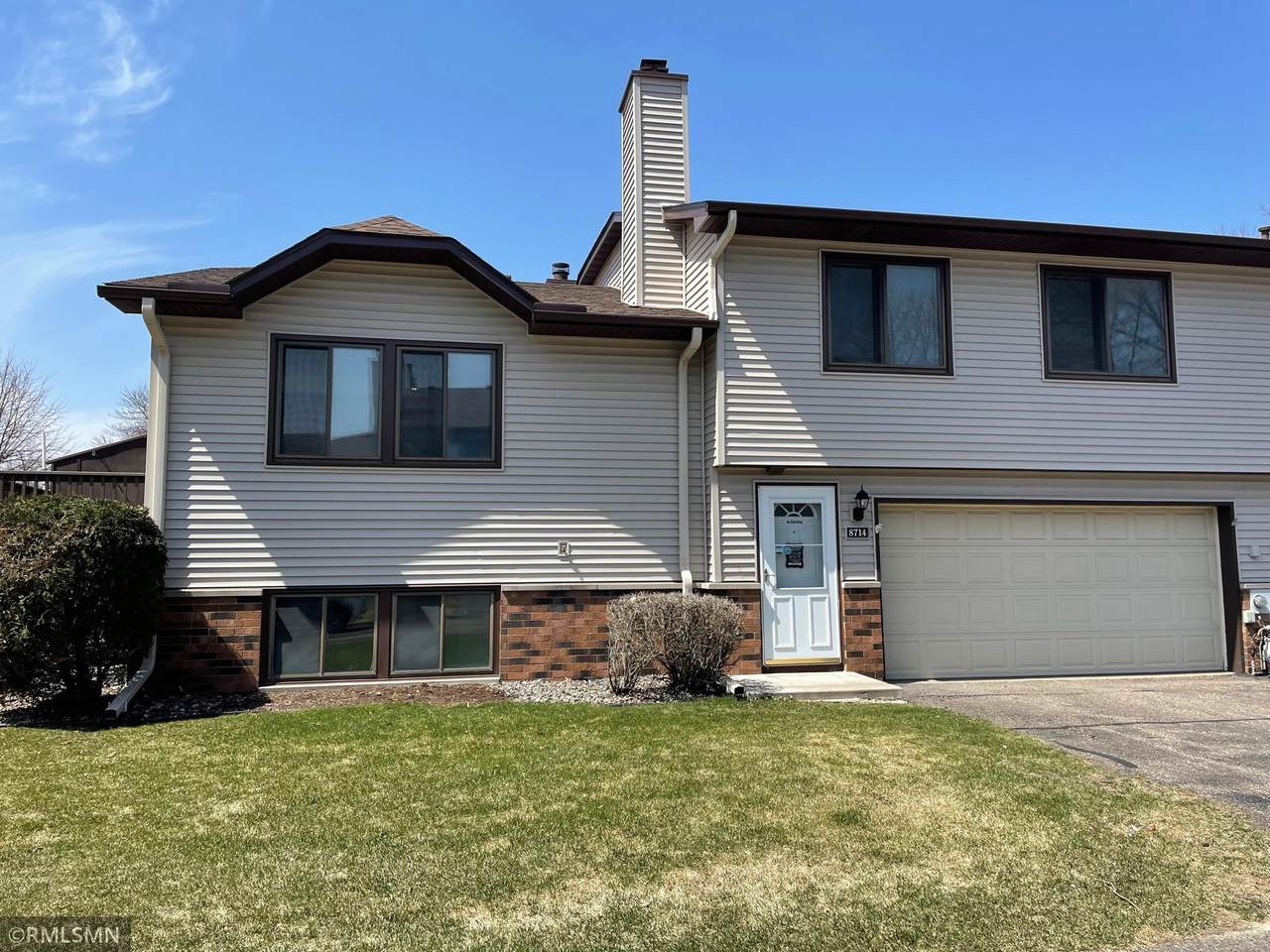 8714 Maplebrook Parkway - Photo 1