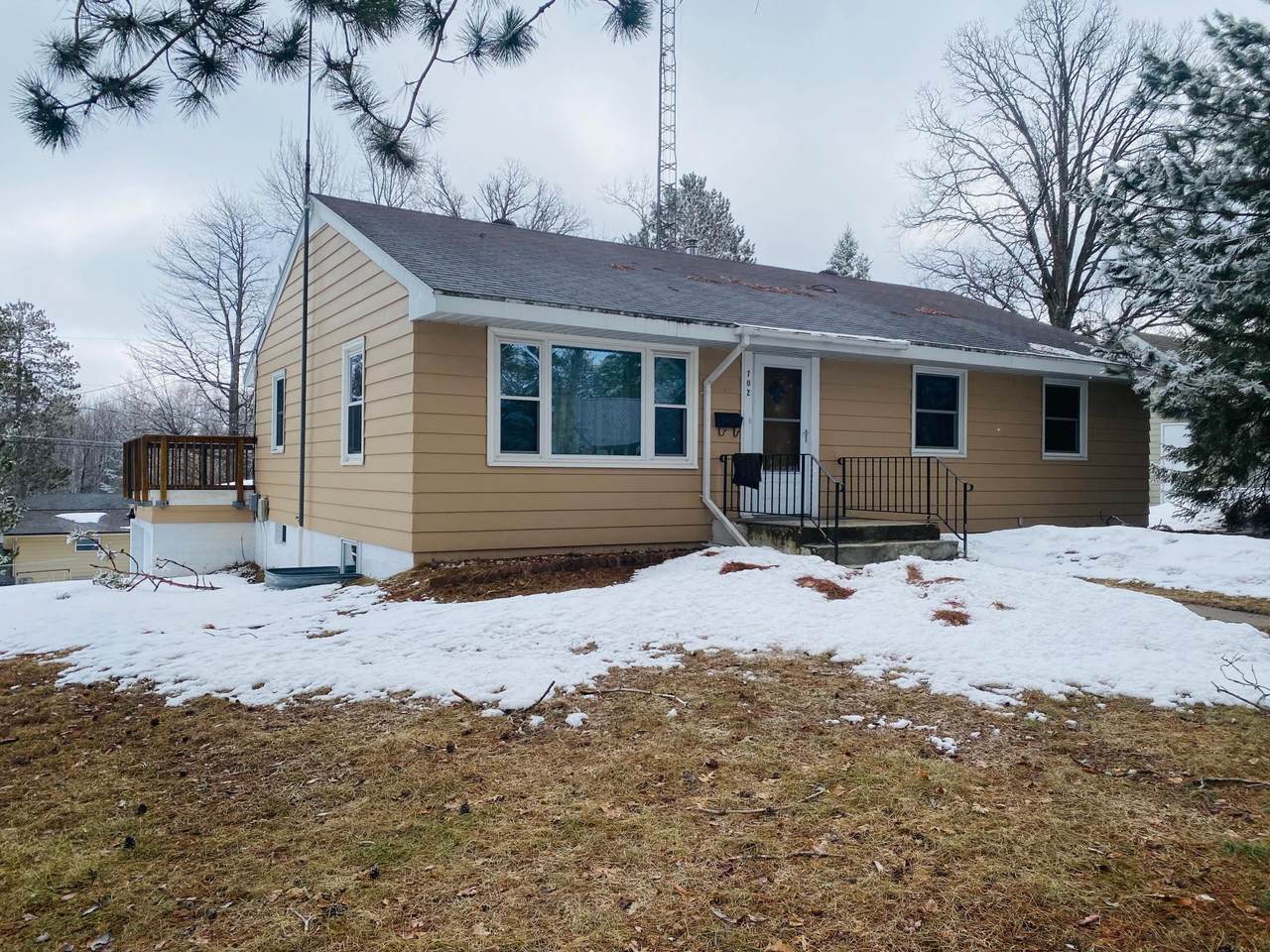 702 5th Avenue - Photo 1