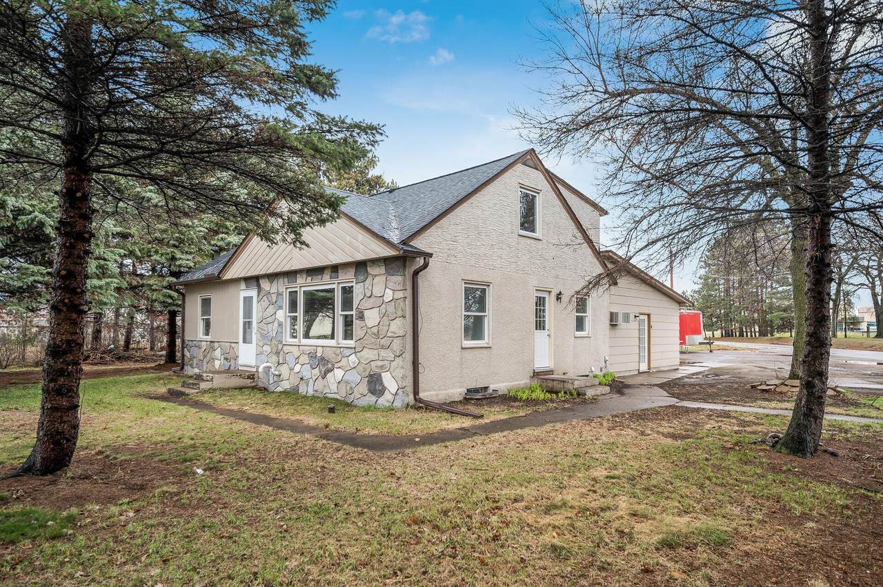 810 Old Highway 18 - Photo 1