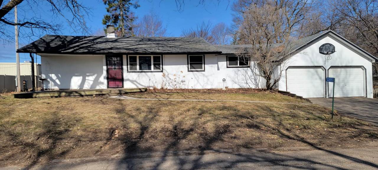 22053 Maple Road - Photo 1