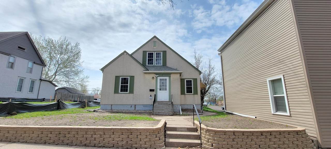 948 Jessamine Avenue - Photo 1
