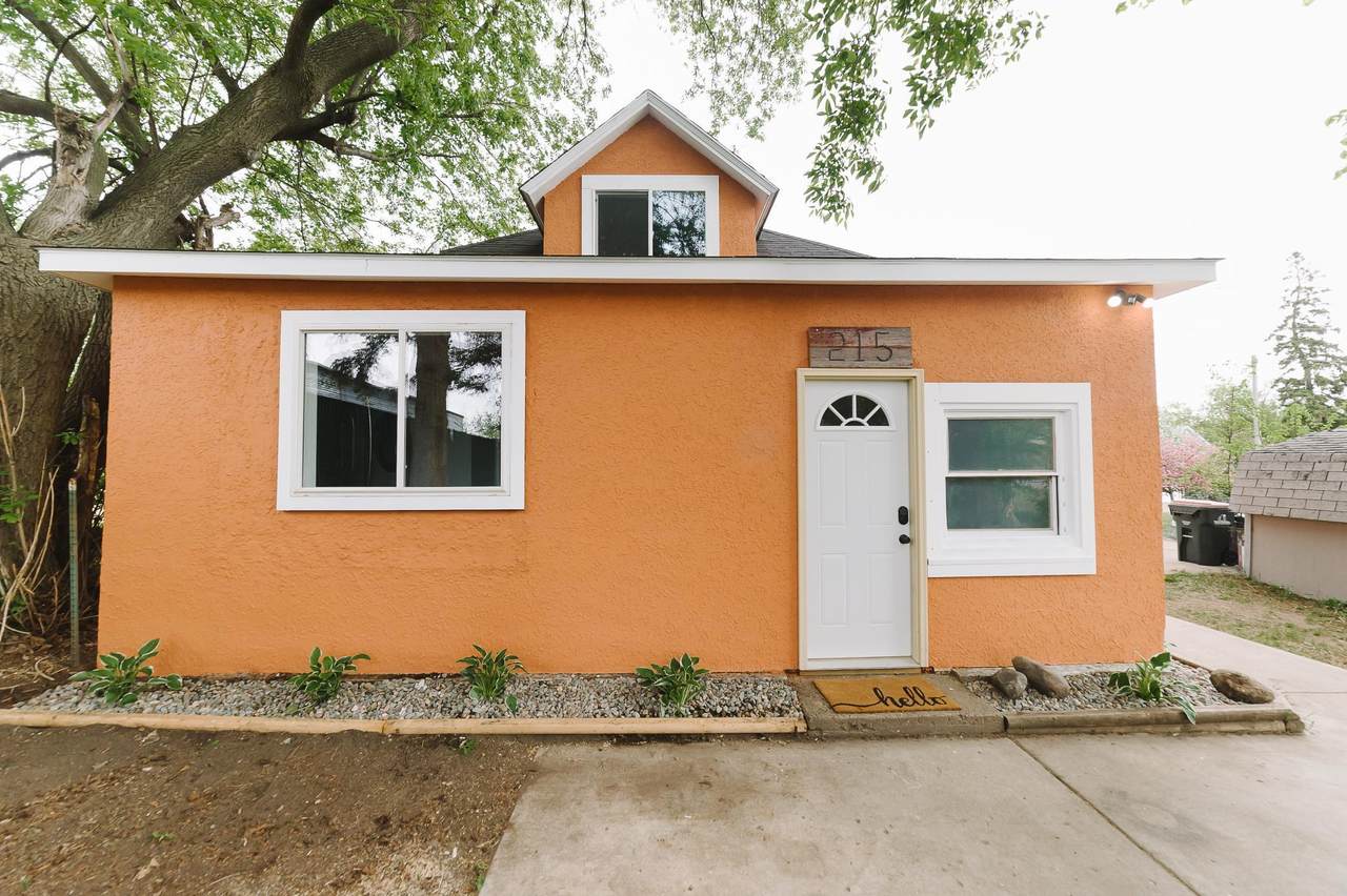 215 Curtis Avenue - Photo 1