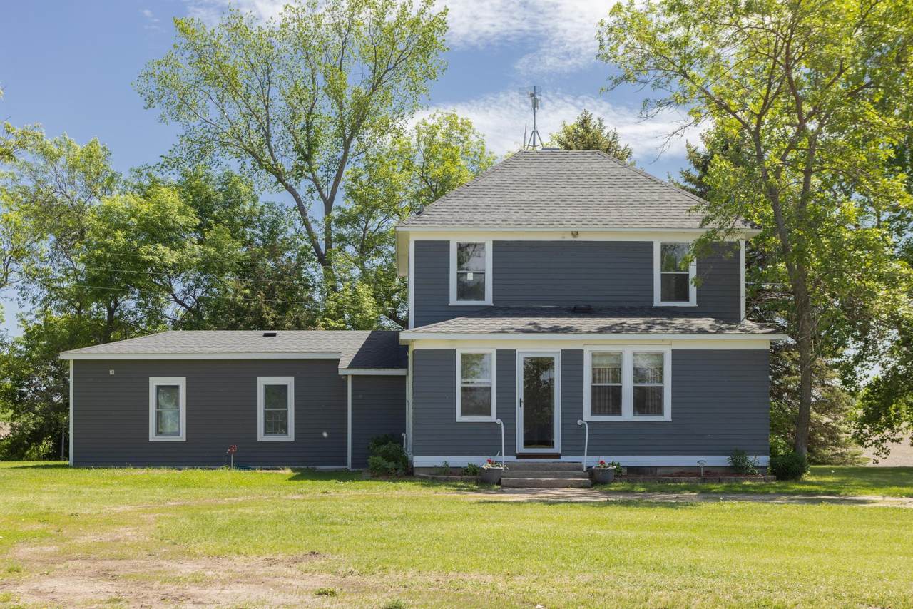 18999 150th Street - Photo 1