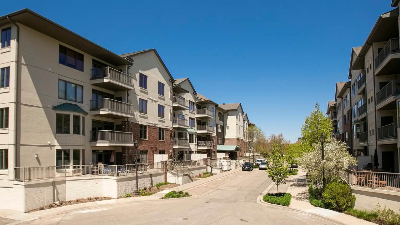 5250 Grandview Square - Photo 1