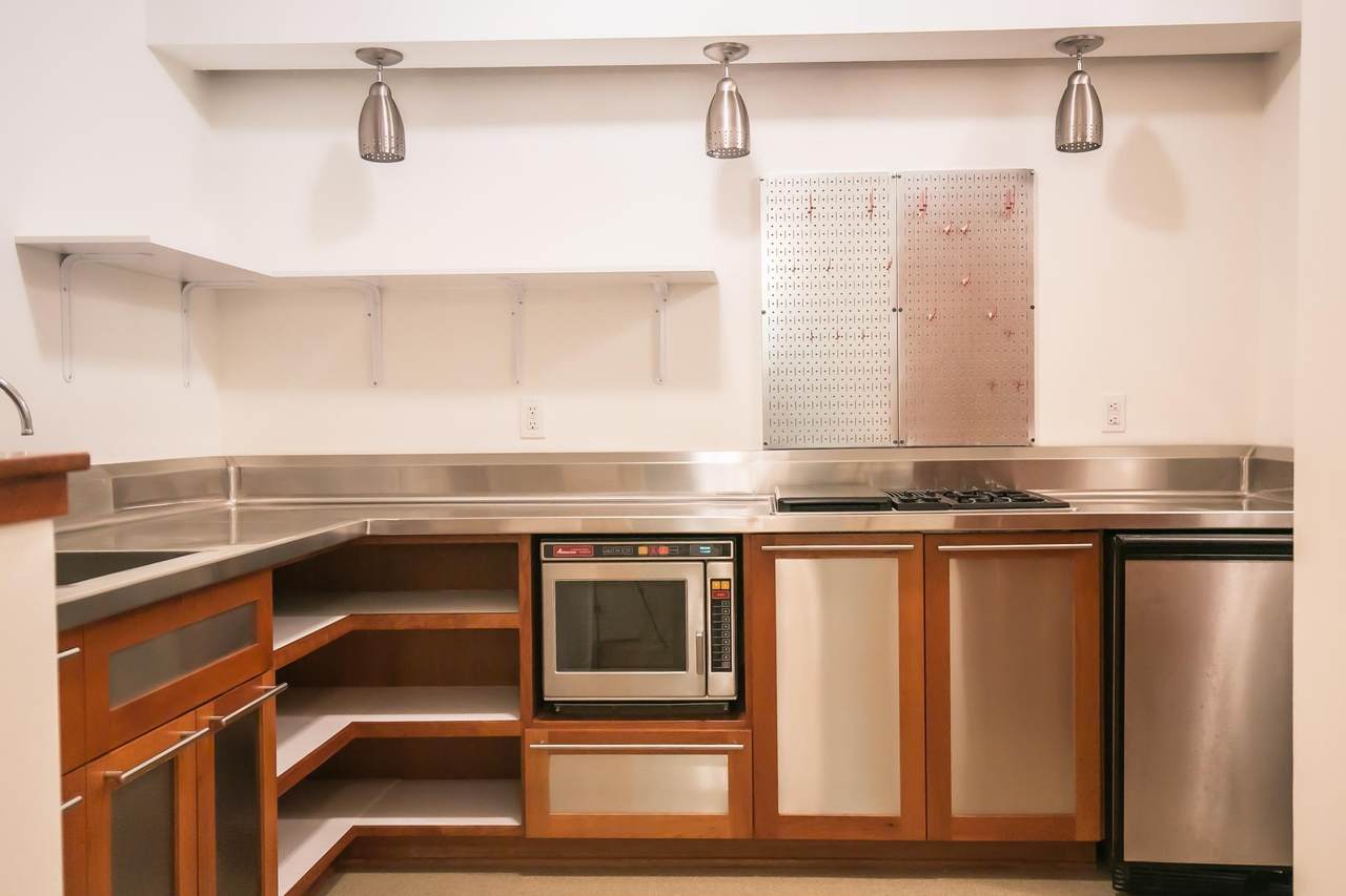 1204 Harmon Place - Photo 1