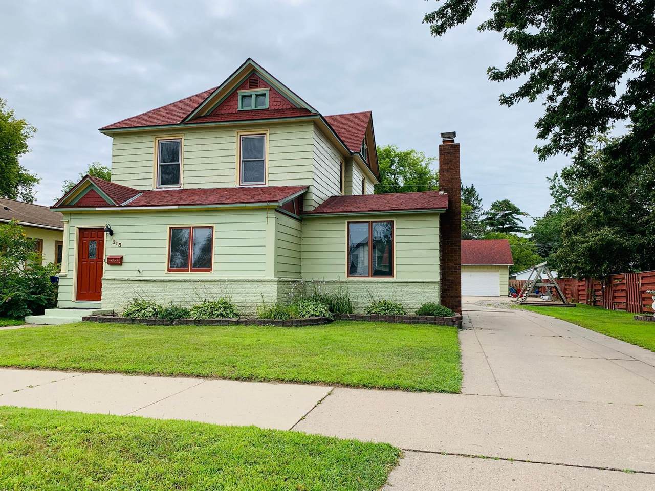 315 3rd Street - Photo 1