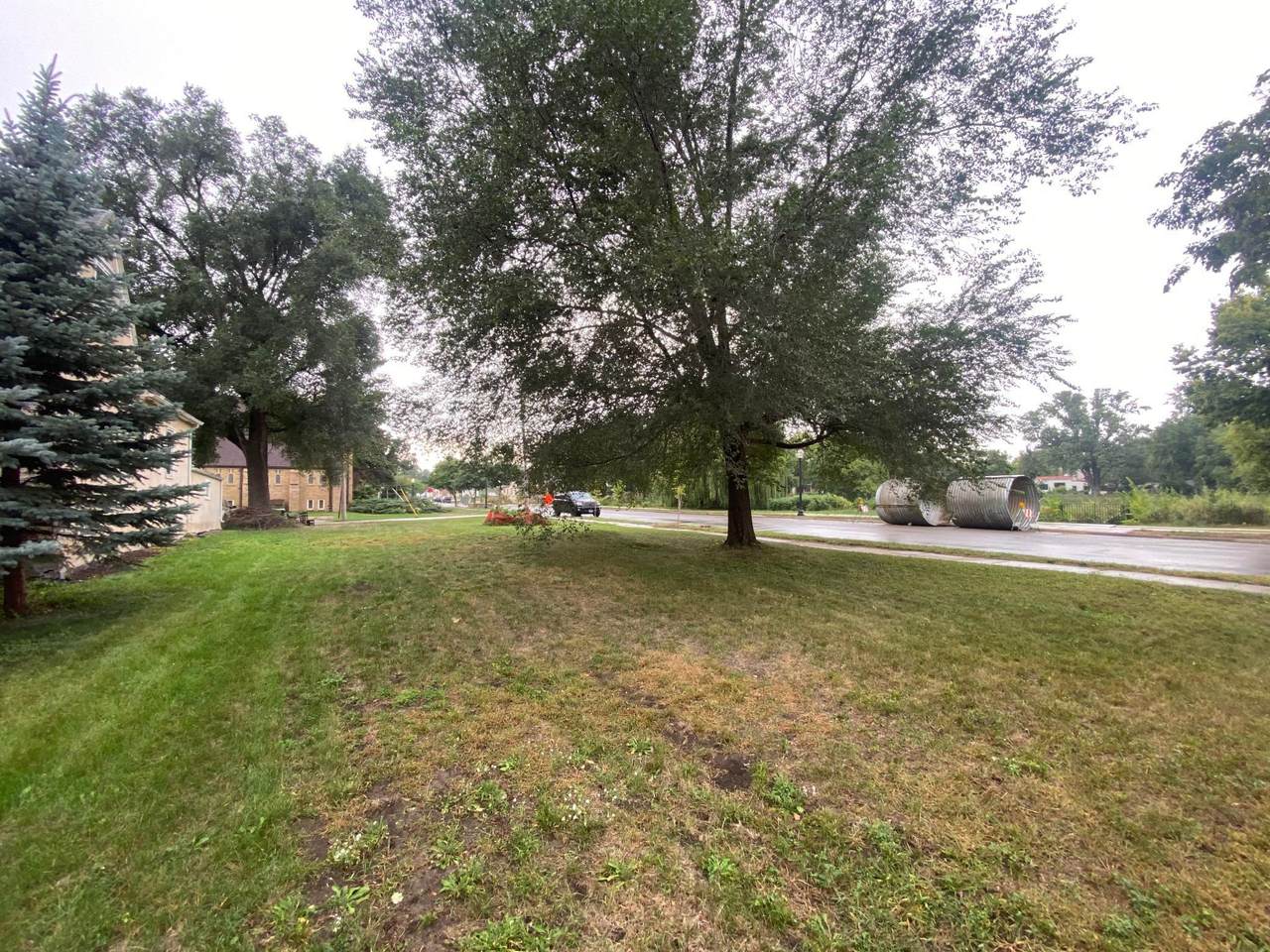 4400 Park Avenue - Photo 1
