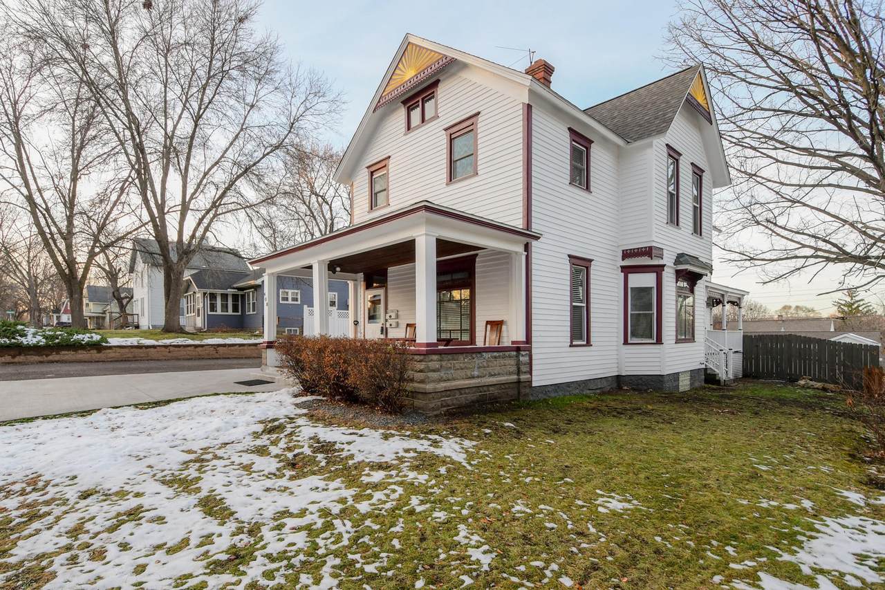 408 5th Street - Photo 1