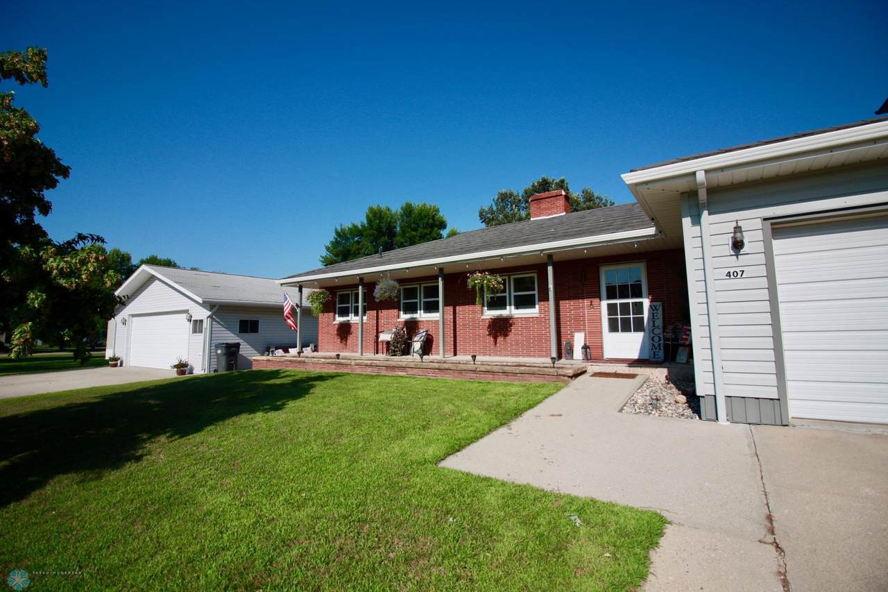 407 2nd Avenue - Photo 1