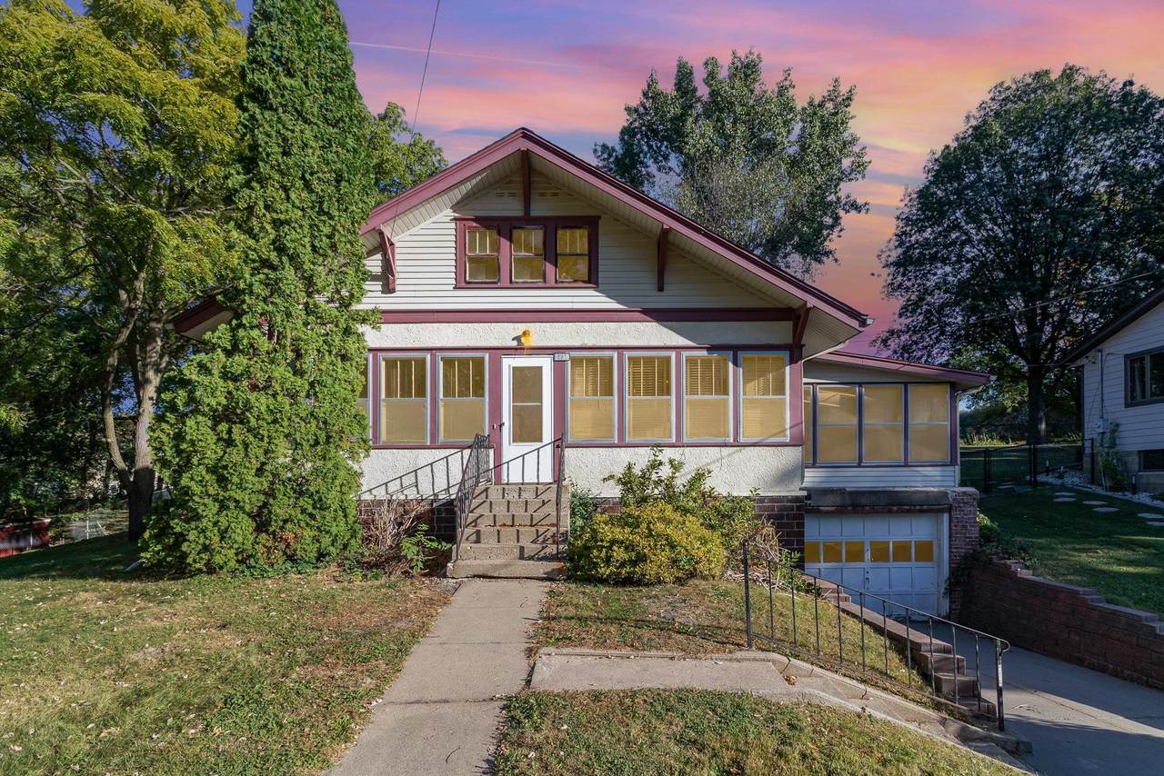 8716 Park Avenue - Photo 1