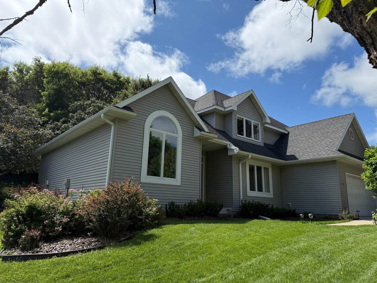 1972 Fox Valley Drive - Photo 1