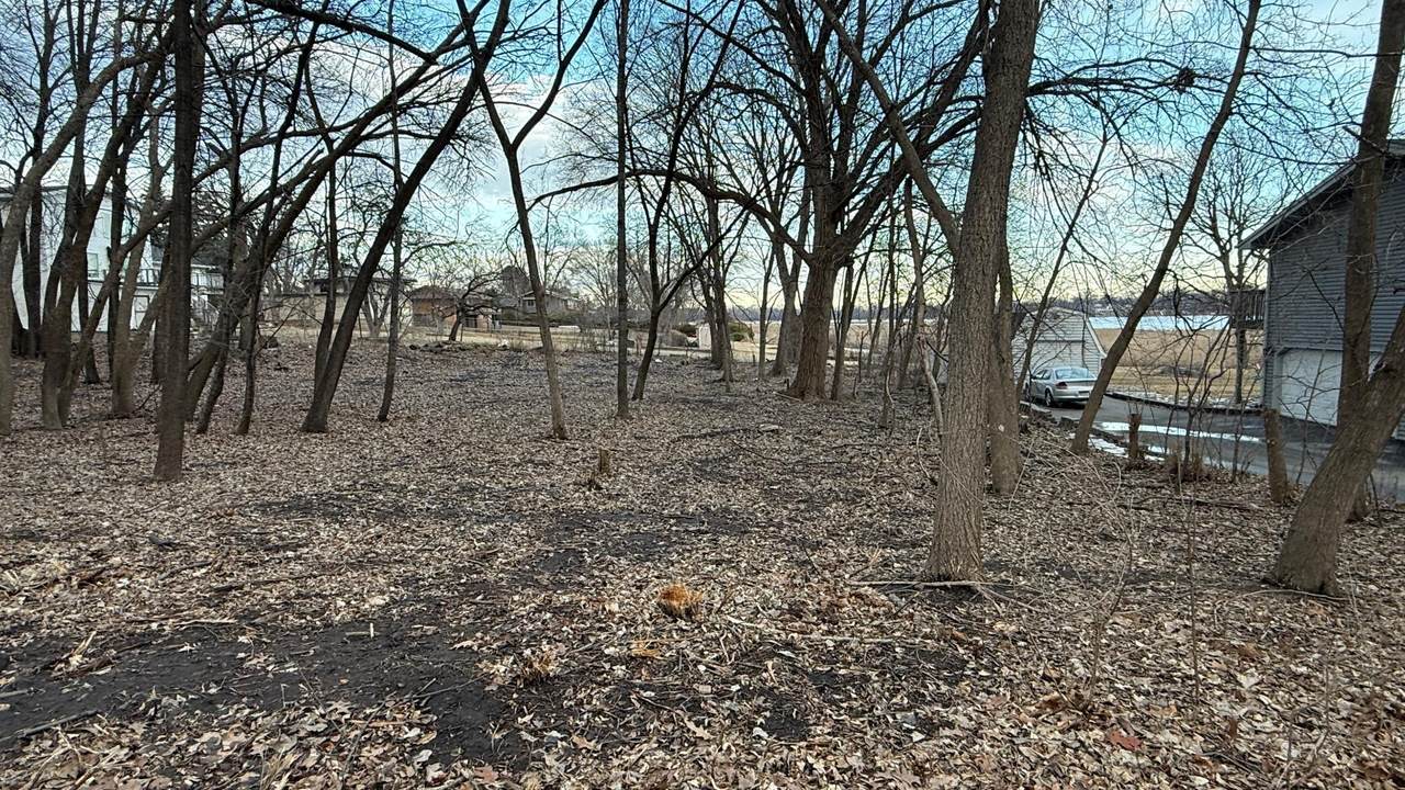 11081 69th Avenue - Photo 1