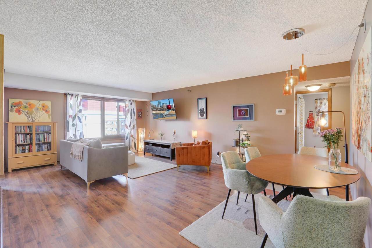 26 10th Street - Photo 1