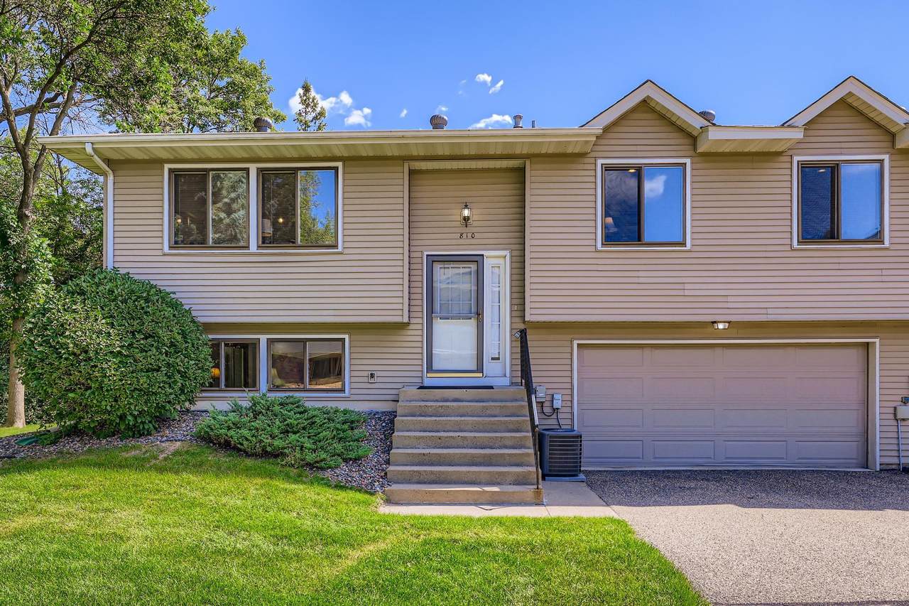 810 Sherwood Road - Photo 1