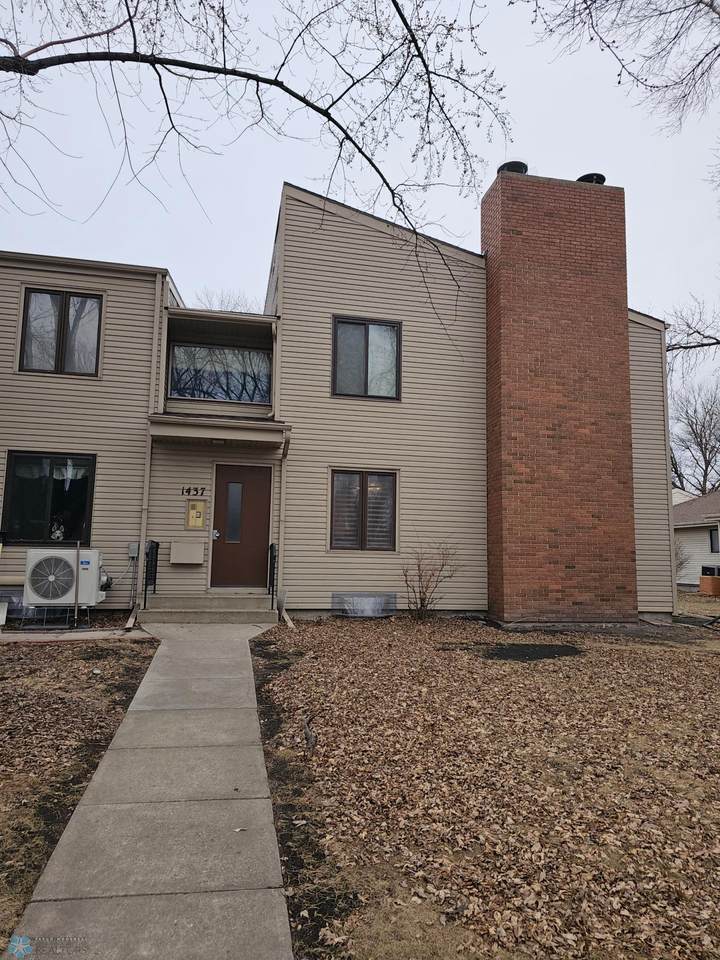 1437 Broadway - Photo 1