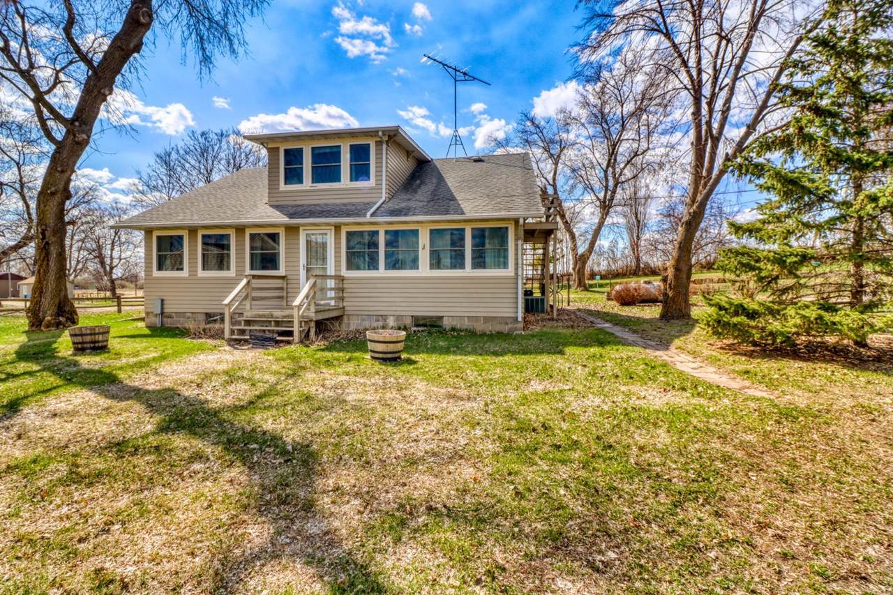 41566 Dawn Road - Photo 1