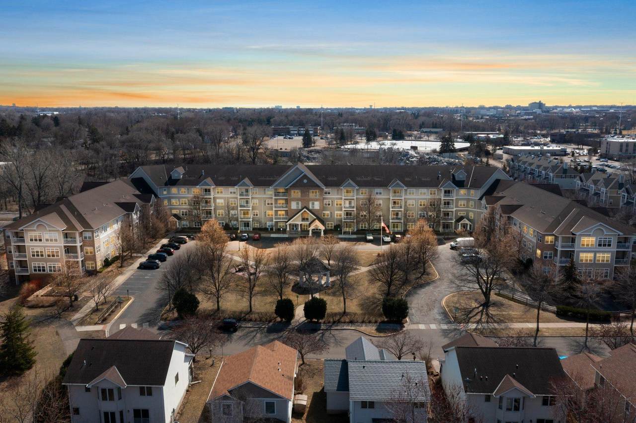 1480 Applewood Court - Photo 1