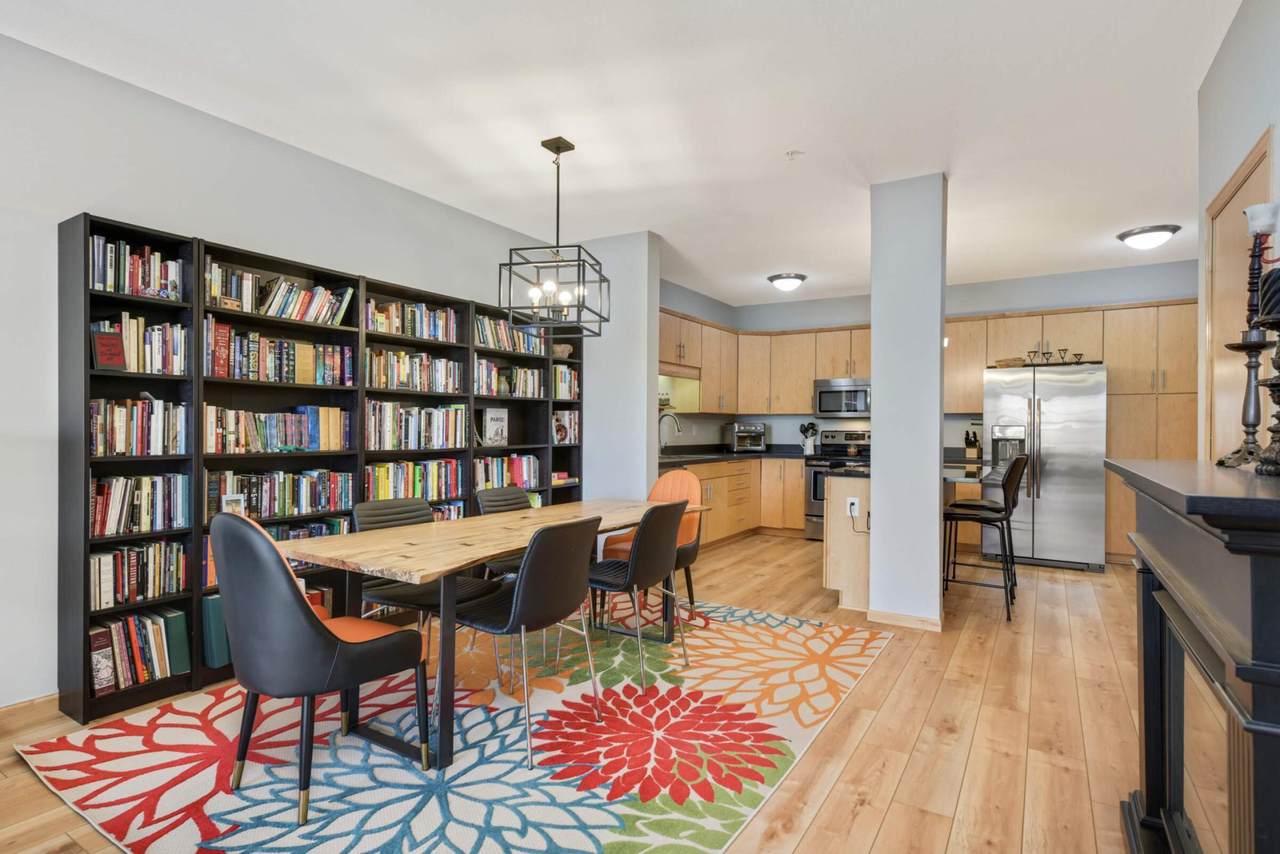 301 Oak Grove Street - Photo 1