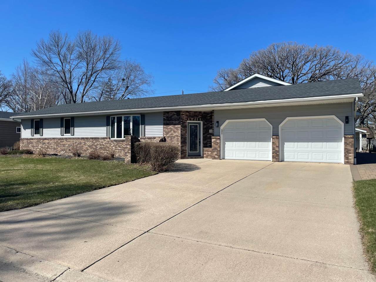 1613 Bunker Hill Road - Photo 1