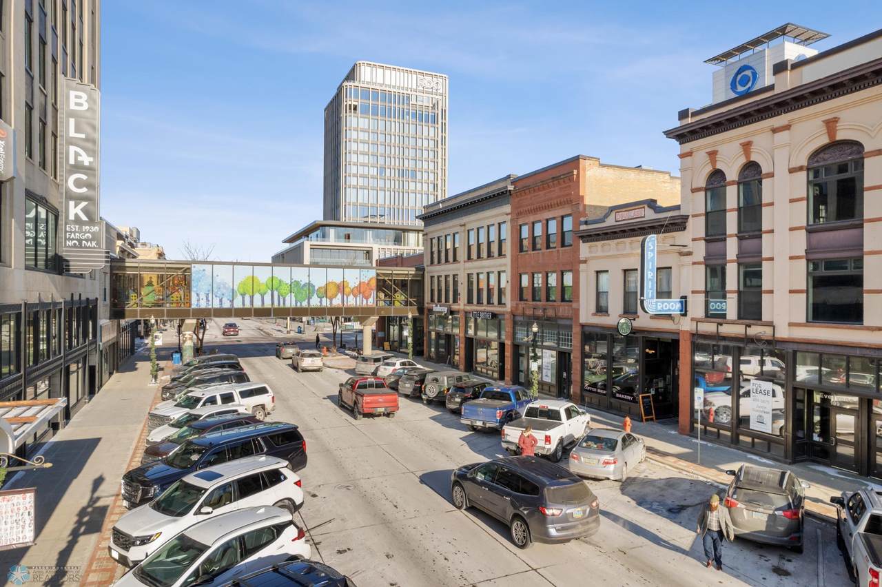 117 Broadway - Photo 1