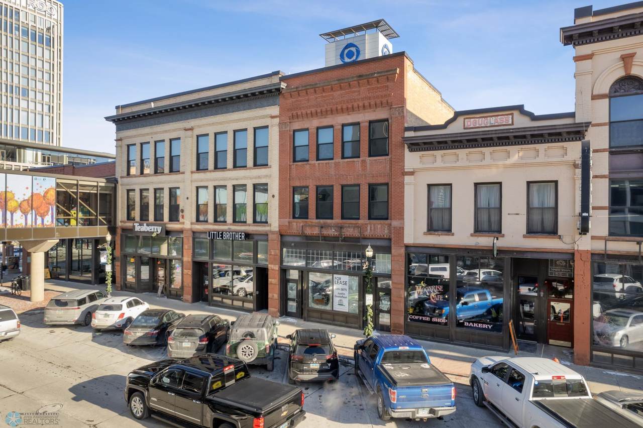117 Broadway - Photo 1