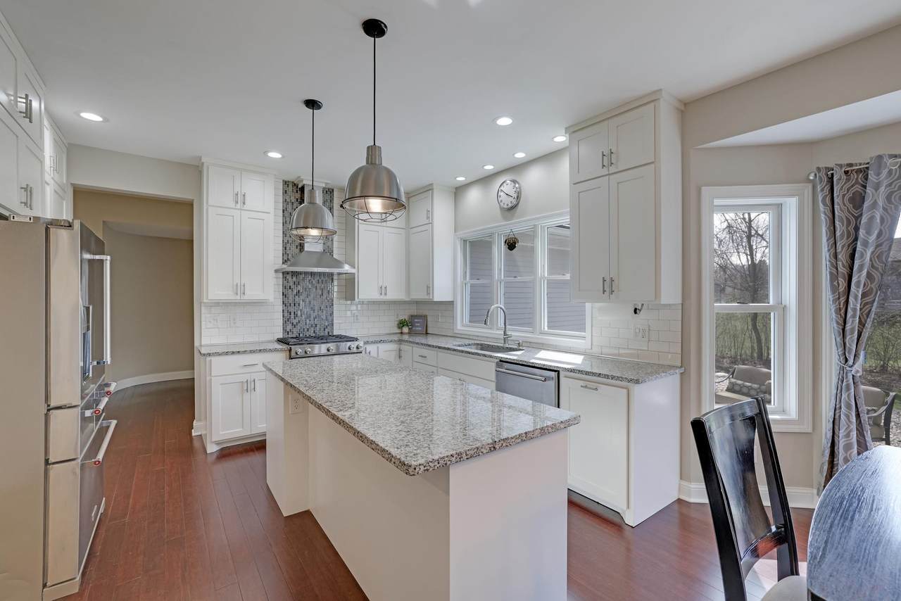 865 Bayside Lane - Photo 1