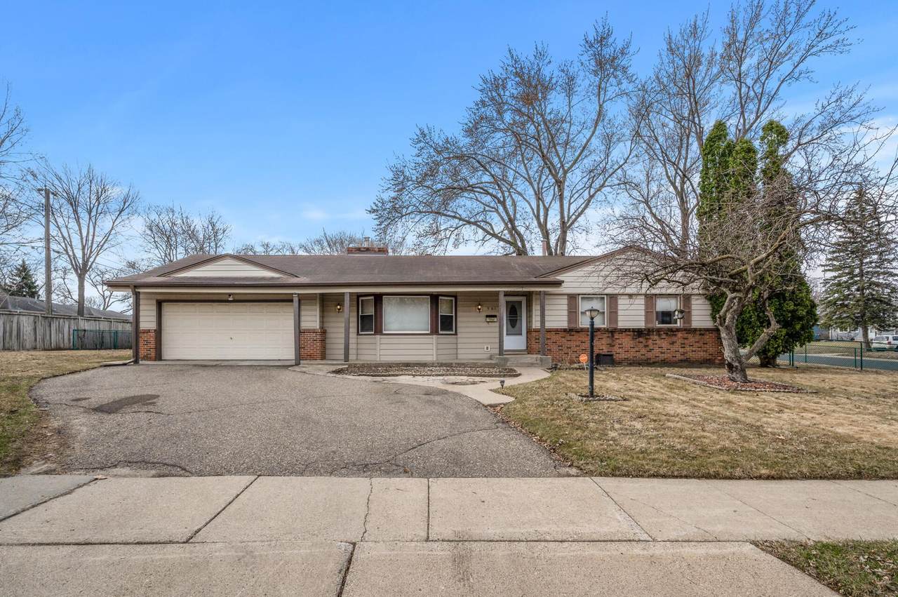 501 102nd Street - Photo 1
