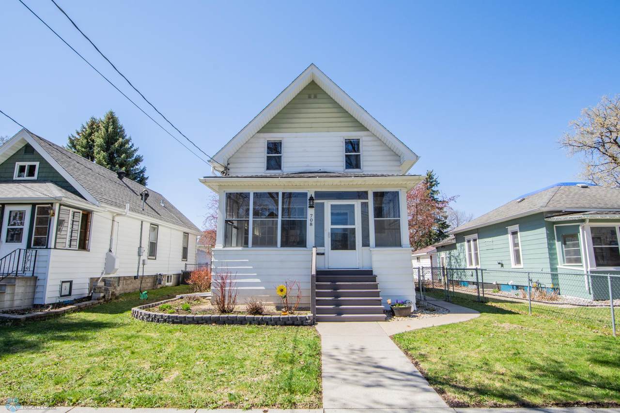708 1st Street - Photo 1